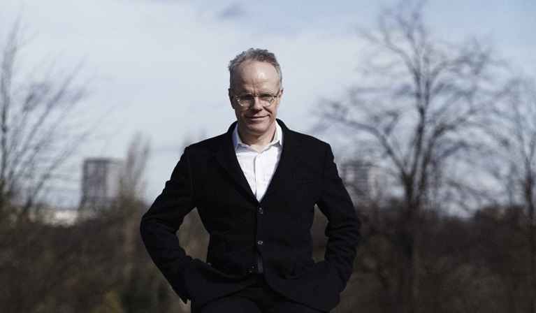 100 چهره‌ی قدرتمند دنیای هنر کدام‌ها هستند؟