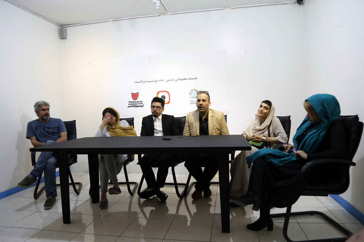 نشست خبری نمایش خانه بوشاسپ درازدست / "بوشاسپ خانه ندارد و در کالبد انسان ها زندگی می کند"