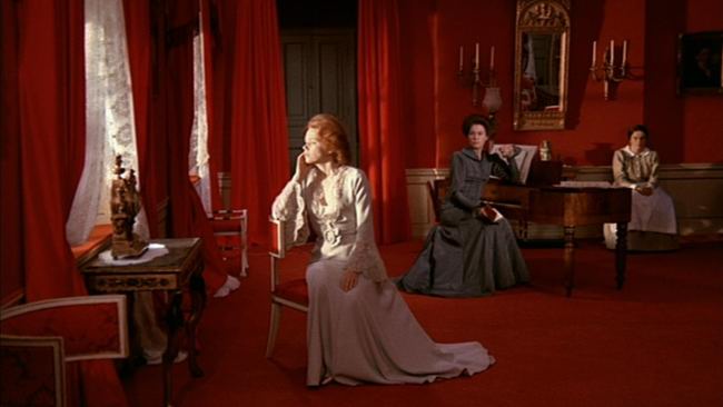 نقد روانکاوانه فریادها و نجواها Cries and Whispers ساخته اینگمار برگمان؛ غیاب فانتزی و تحمل‌ناپذیری آزادی